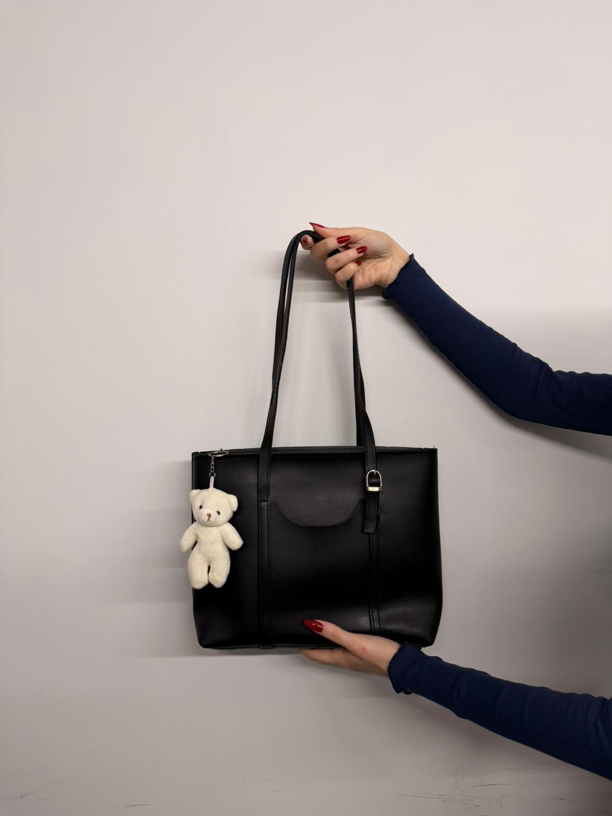 Ayıcık Detaylı Siyah Çanta (Ürün No:42)