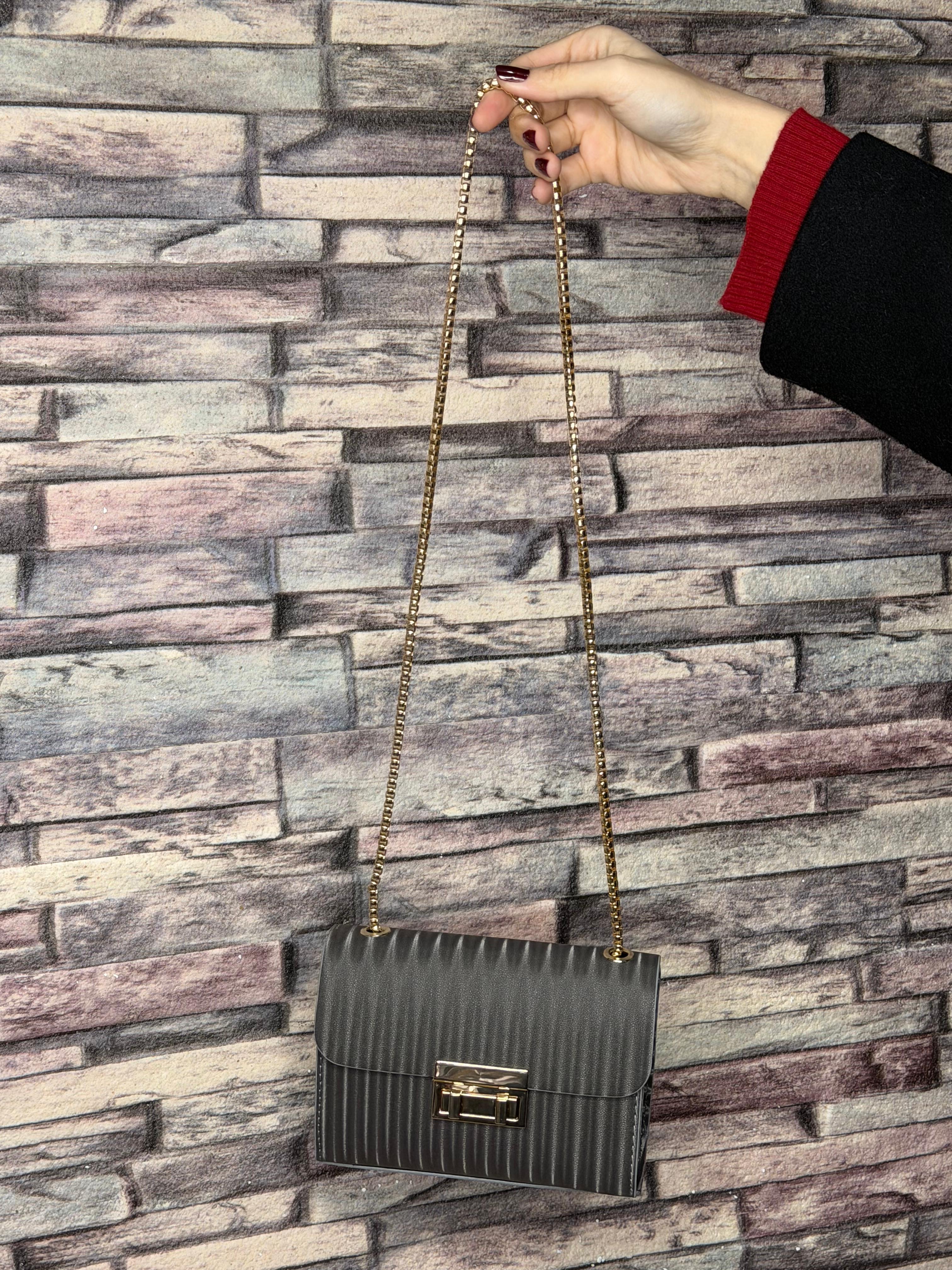 Gri Zincir Askılı Baget Çanta (Ürün No:76)