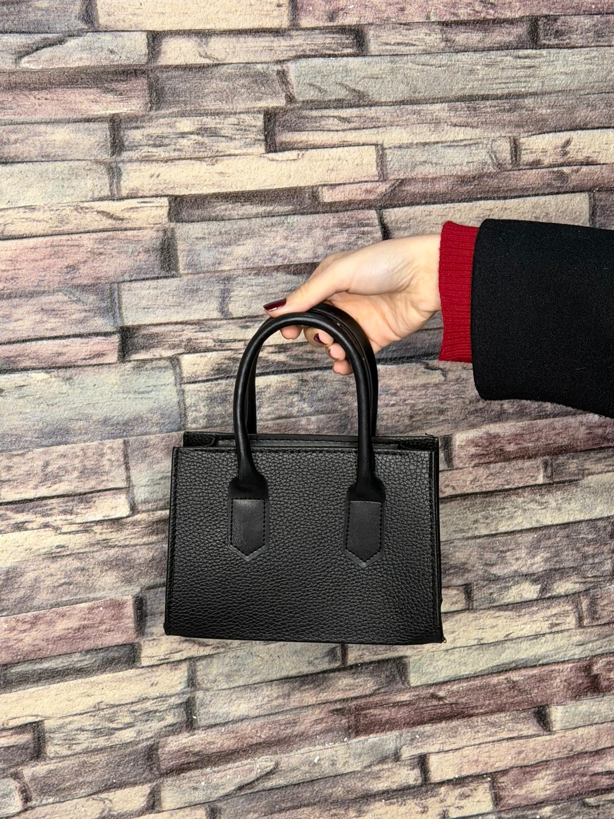 Siyah Omuz Çantası (Ürün No:30)