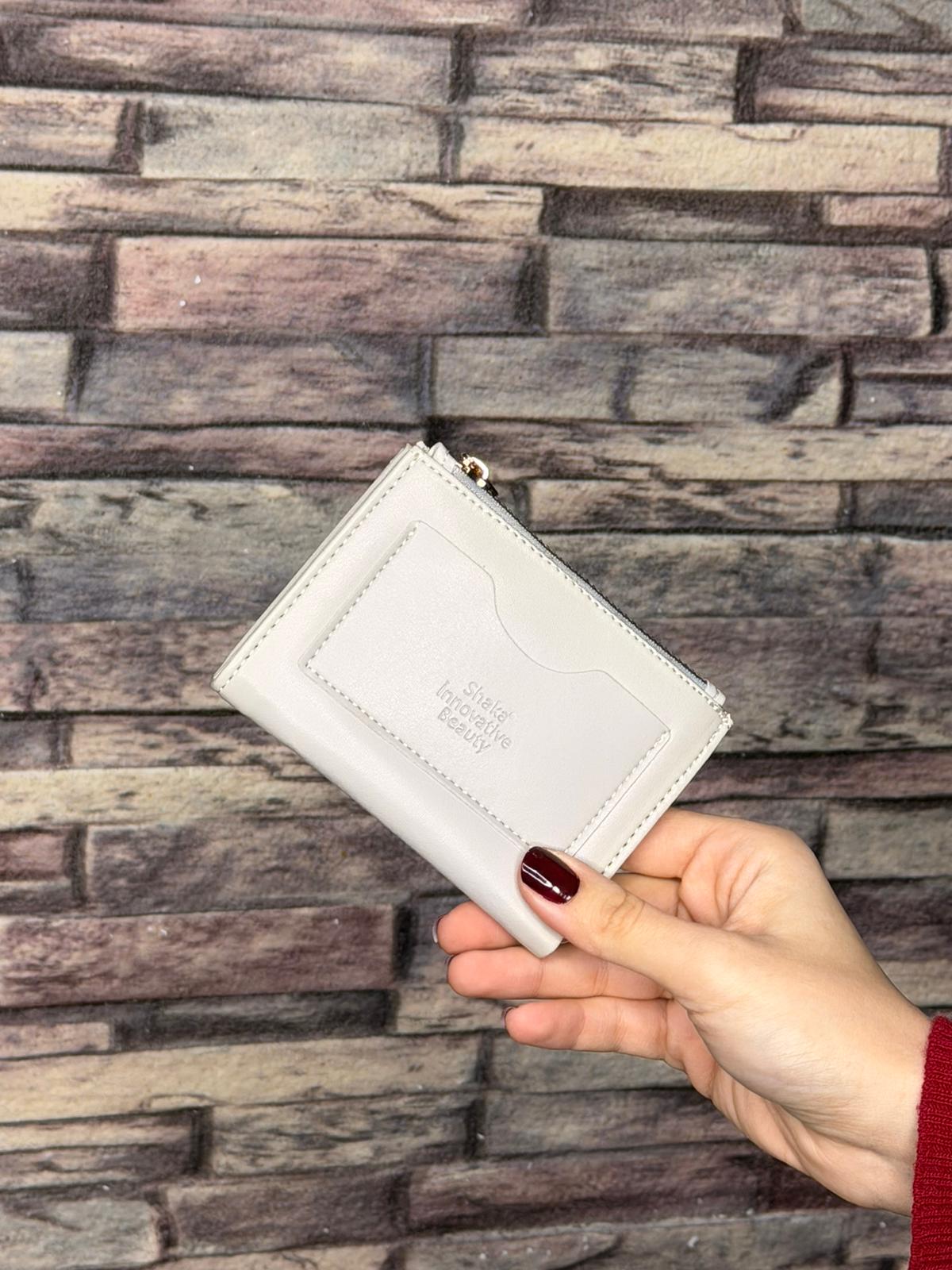 Gri Kadın Çıtçıtlı Kartlık