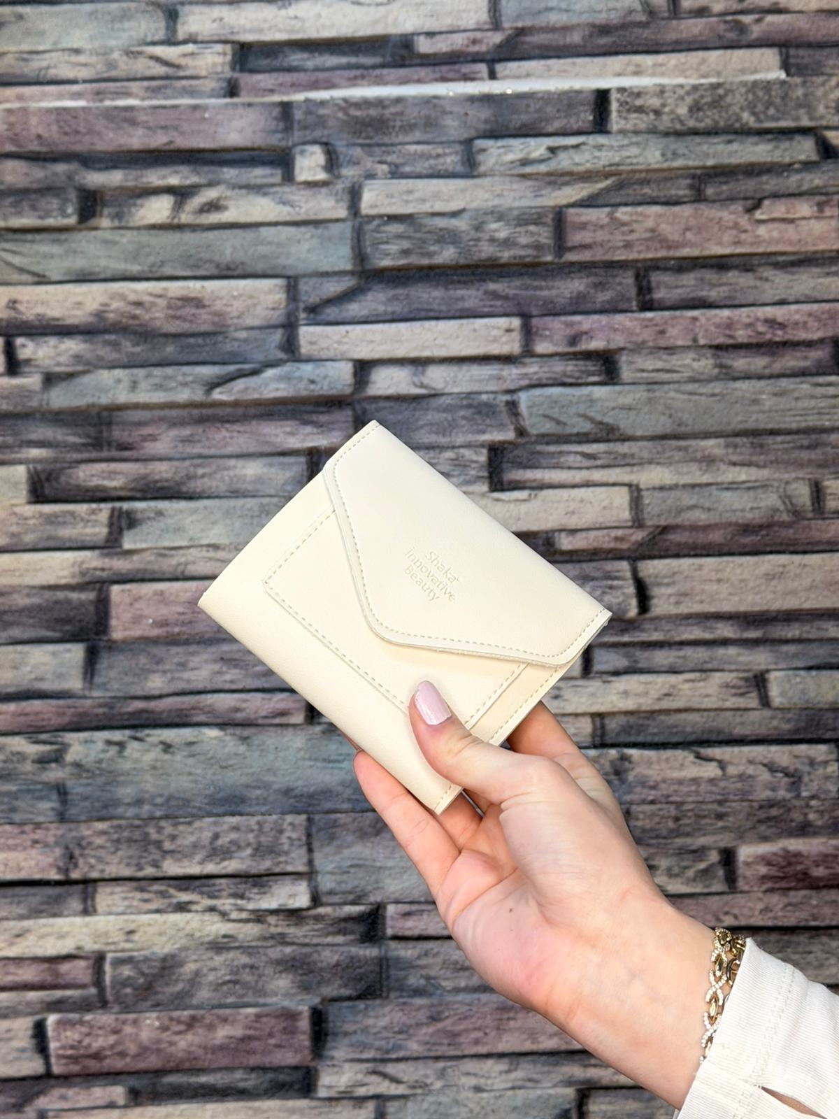 Krem Kadın Cüzdan (Ürün No:129)